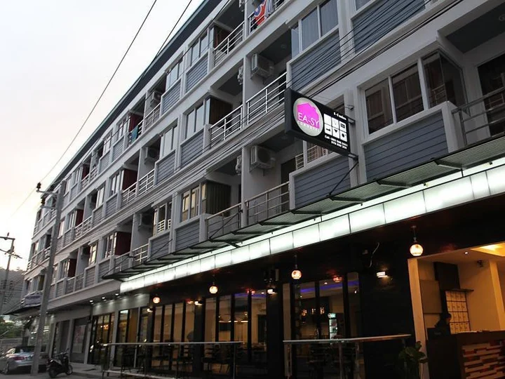 Кату: Ea-sy Condotel