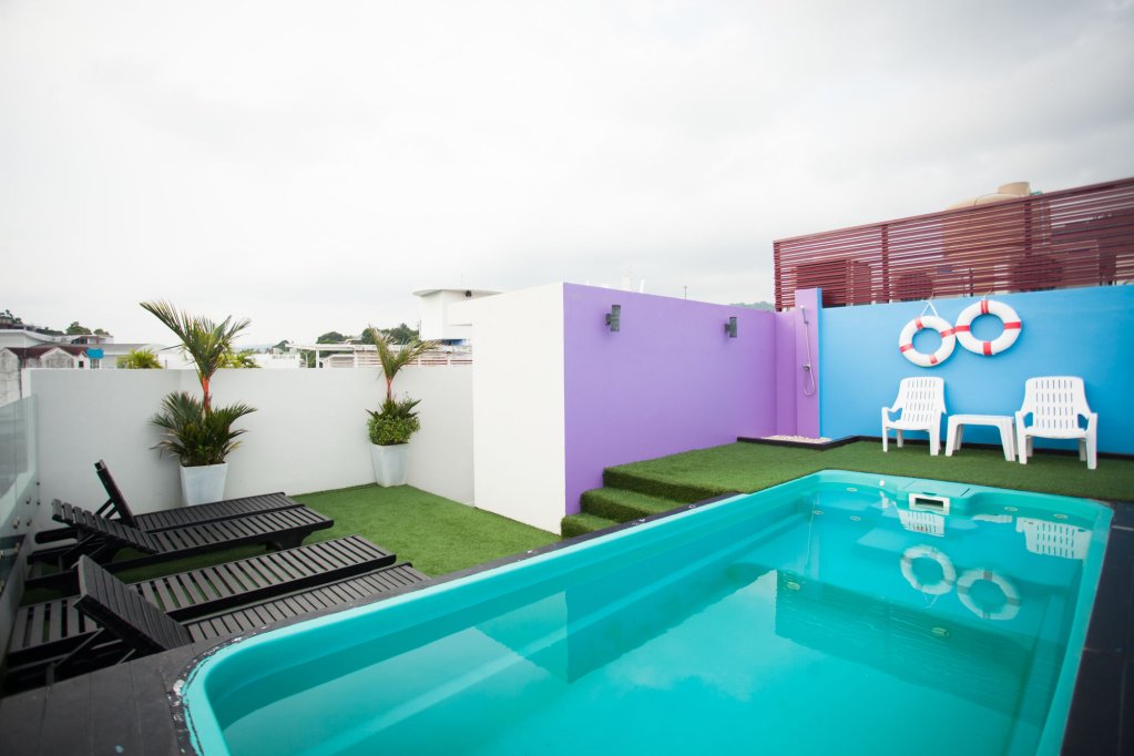 Пхукет: Must Sea Hotel Kata