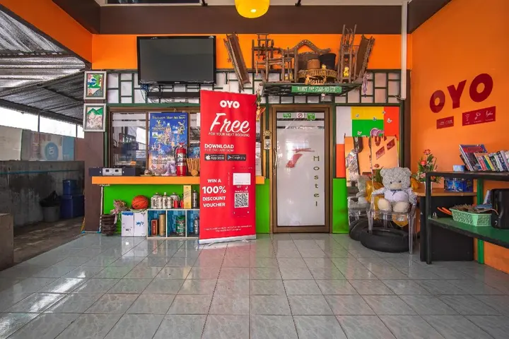 Муанг: i Hostel Phuket