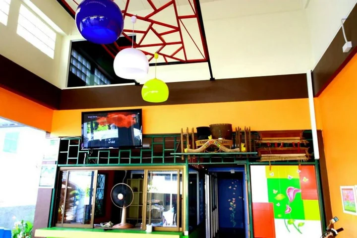 Муанг: i Hostel Phuket