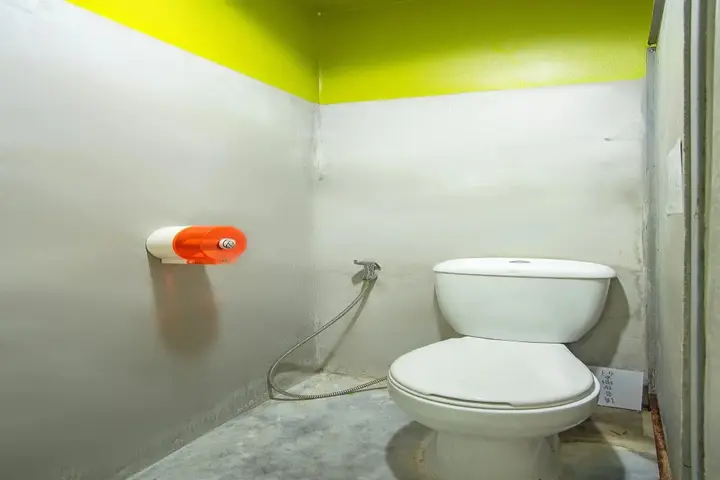 Муанг: i Hostel Phuket