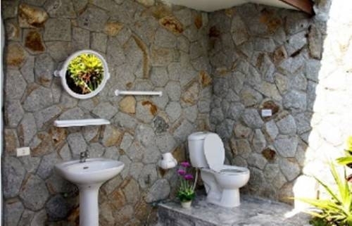 Кату: Sunshine Guest House