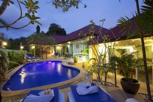 Кату: Sunshine Guest House
