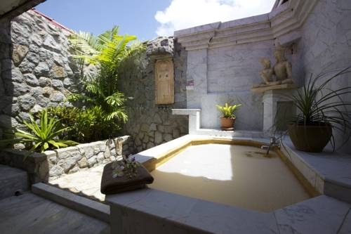 Кату: Sunshine Guest House