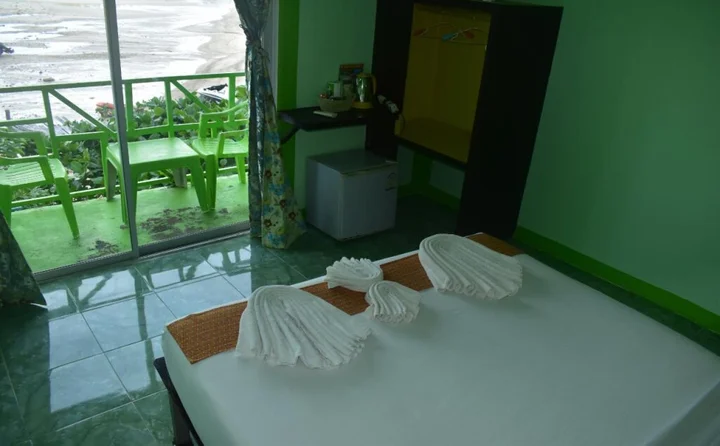 Пхи-Пхи-Дон: Phi Phi Beach Front Resort