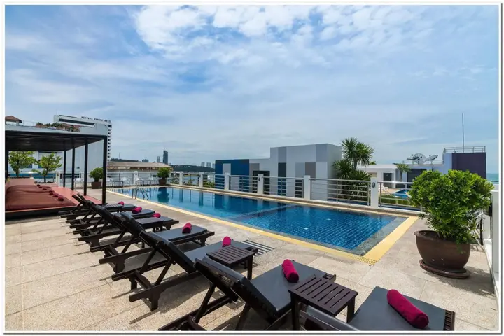 Паттайя: Sea Me Spring Hotel