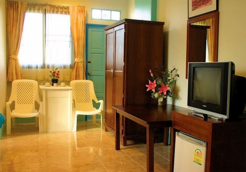Краби: J Guesthouse