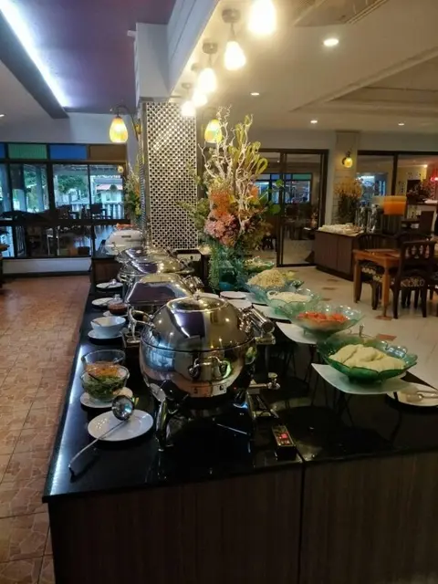 Паттайя: Sabai Inn