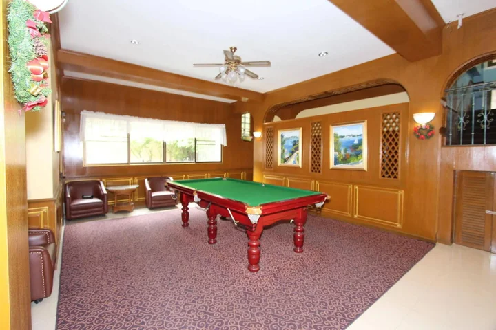 Паттайя: Sabai Inn