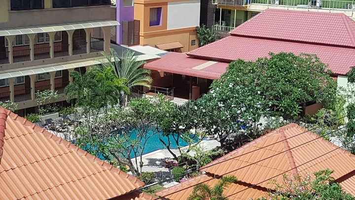 Паттайя: Sabai Inn