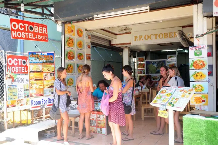 Пхи-Пхи-Дон: October Hostel