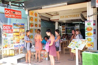 Пхи-Пхи-Дон: October Hostel