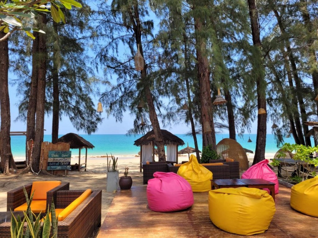 Ланта: Отель Long Beach Chalet