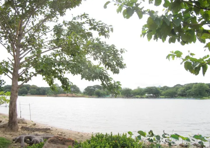 Канчанабури: Cave Cliff Tarzan River Kwai Resort