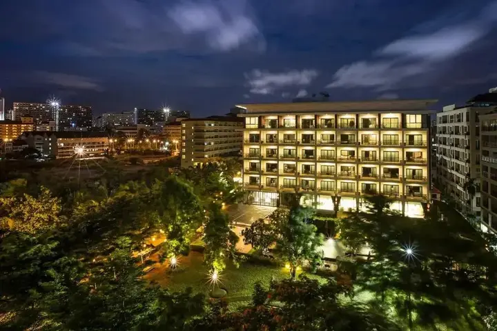 Паттайя: Отель Fifth Jomtien Pattaya