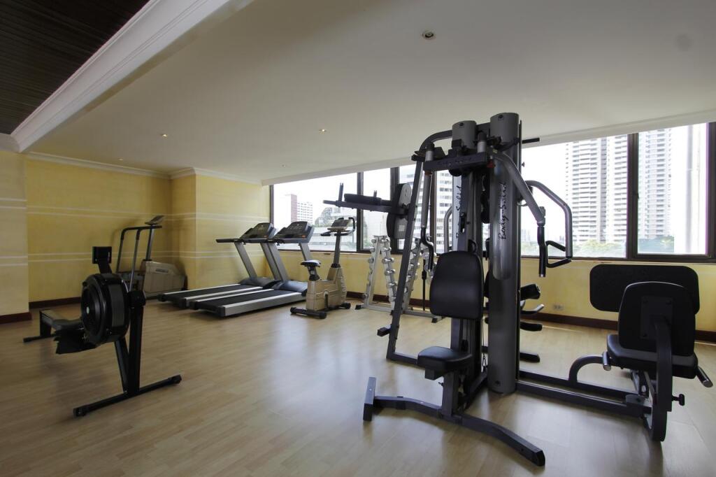 Бангкок: Royal Benja Hotel