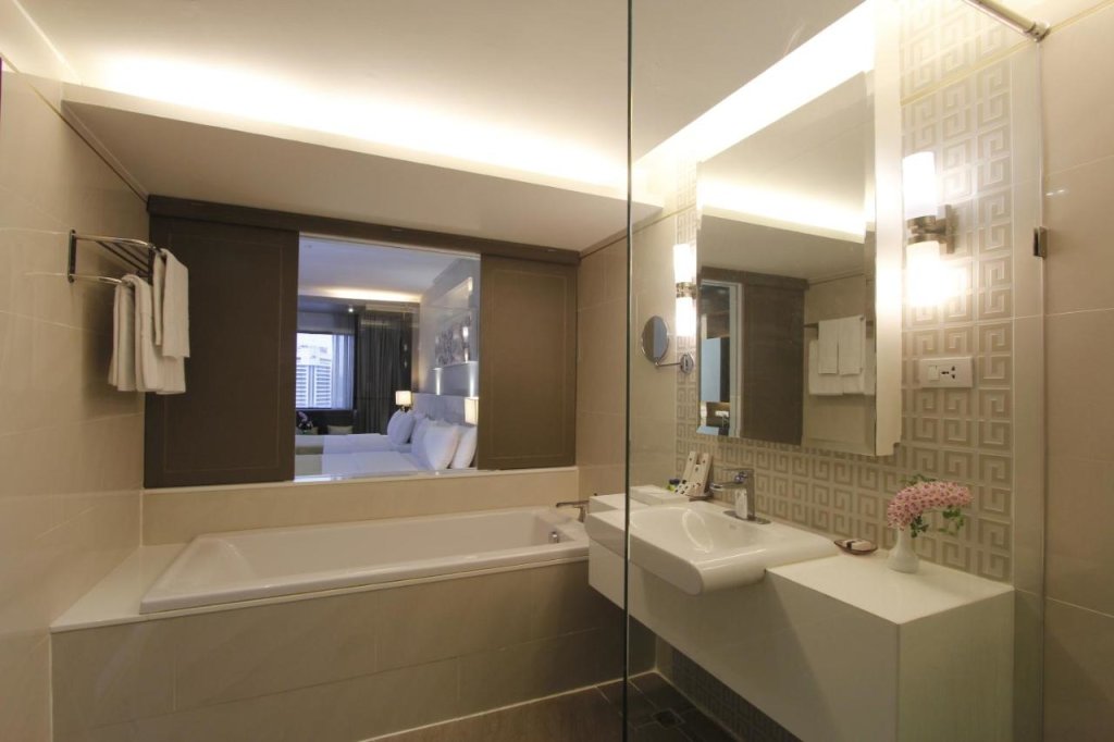 Бангкок: Royal Benja Hotel
