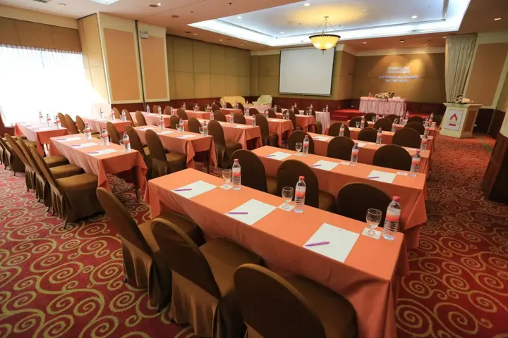 Бангкок: Karnmanee Palace Hotel