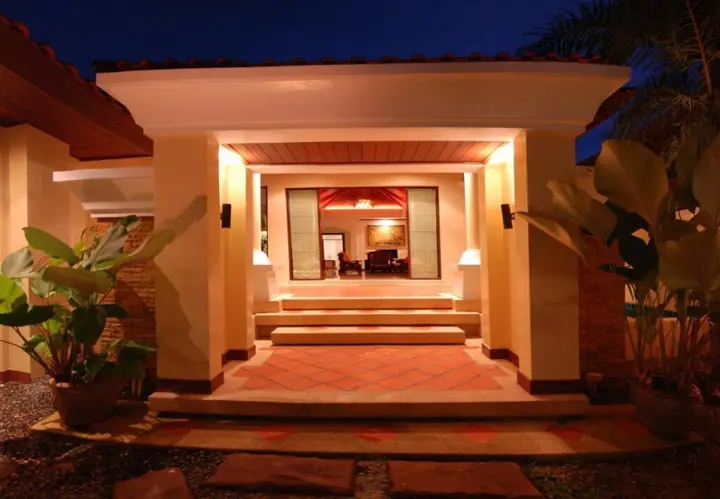 Тхаланг: Les Palmares Villas