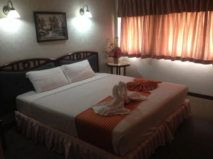 Пхитсанулок: Amarin Nakorn Hotel