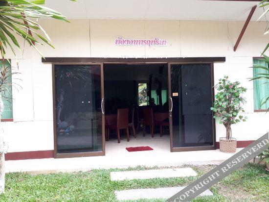 Тха-Май-Руак: Rithima Srichumsaeng Riverside Resort