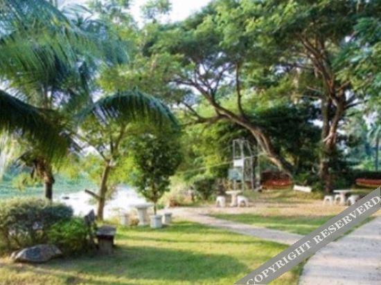 Тха-Май-Руак: Rithima Srichumsaeng Riverside Resort