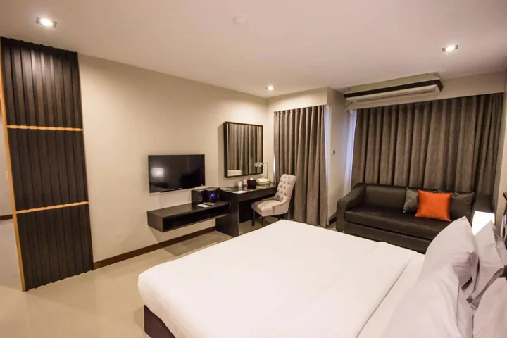 Районг: Rayong City Hotel