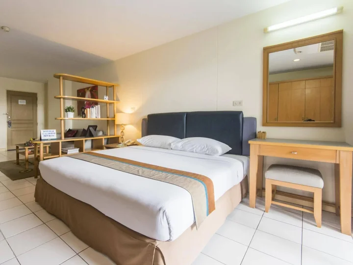 Бангкок: BU Place Hotel