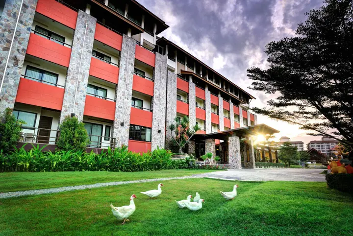 Кхонкэн: The Charm Boutique Resort & Hotel