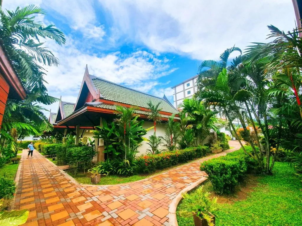 Тхаланг: Airport Resort Phuket