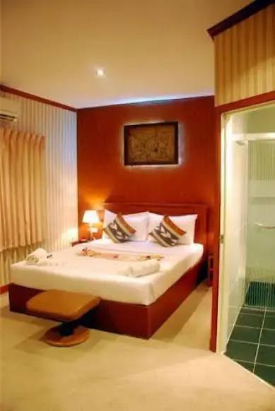 Кату: Palm Beach Hotel Phuket