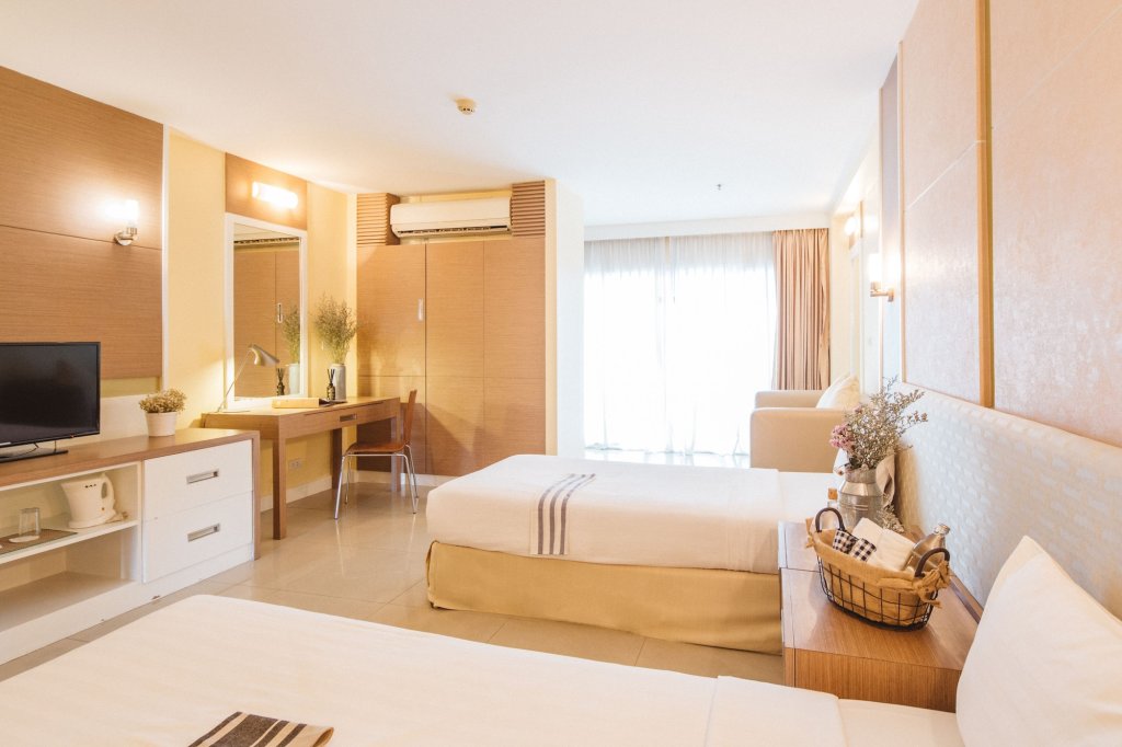 Самутпракан: Clef Hotel