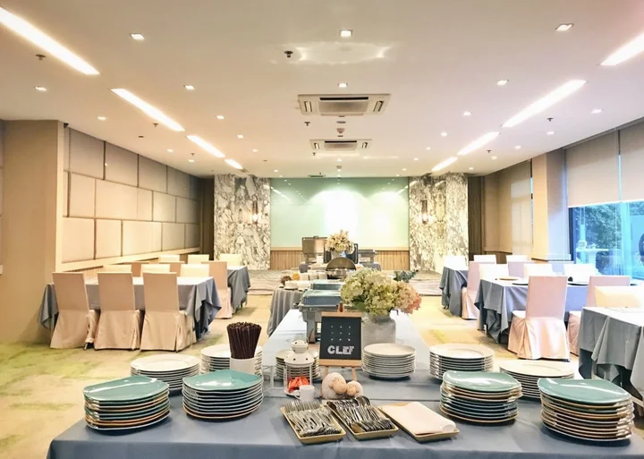 Самутпракан: Clef Hotel