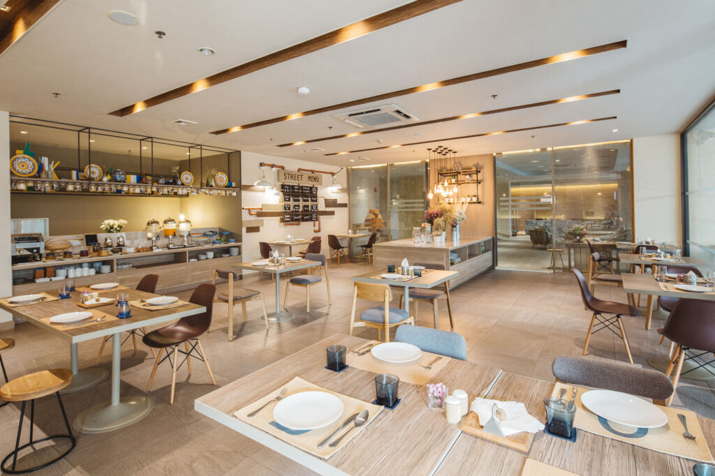 Самутпракан: Clef Hotel