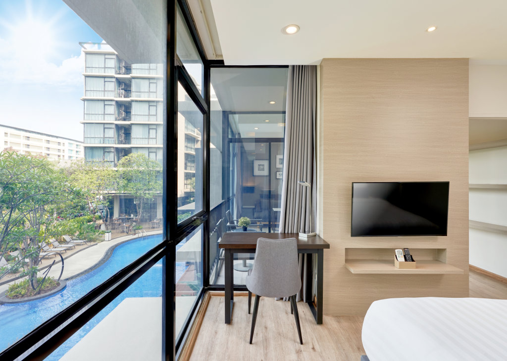 Паттайя: Altera Hotel and Residence