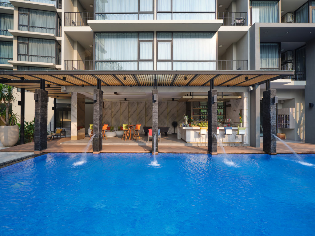 Паттайя: Altera Hotel and Residence
