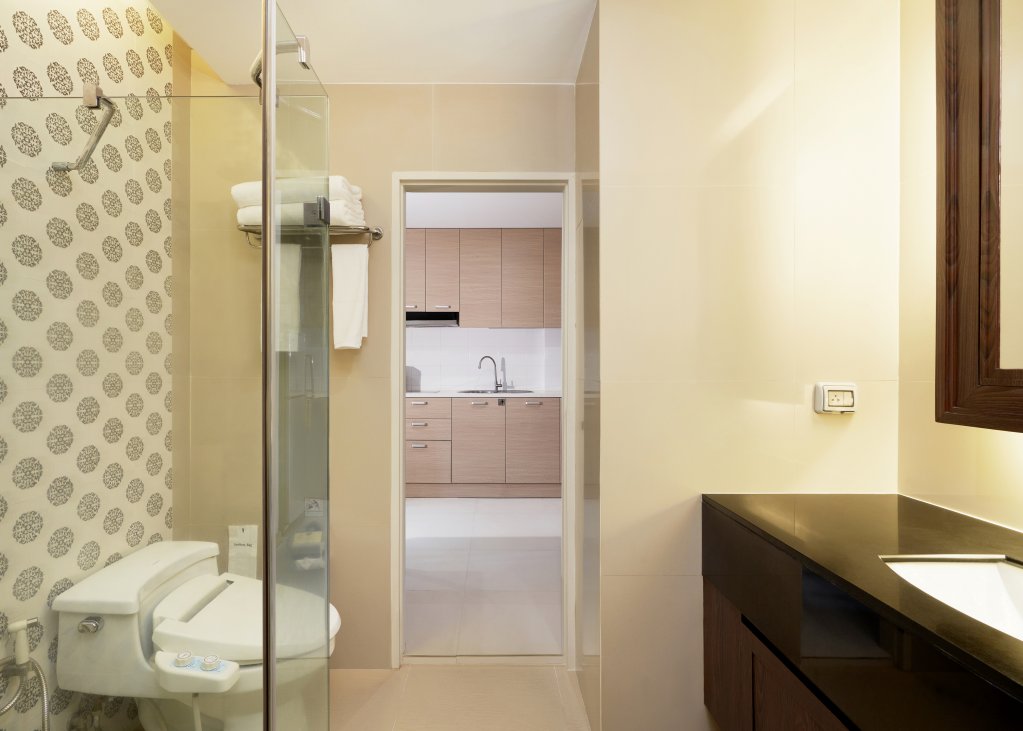 Паттайя: Altera Hotel and Residence