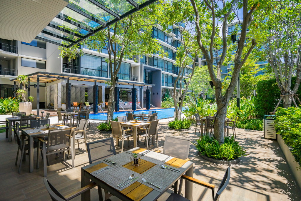 Паттайя: Altera Hotel and Residence