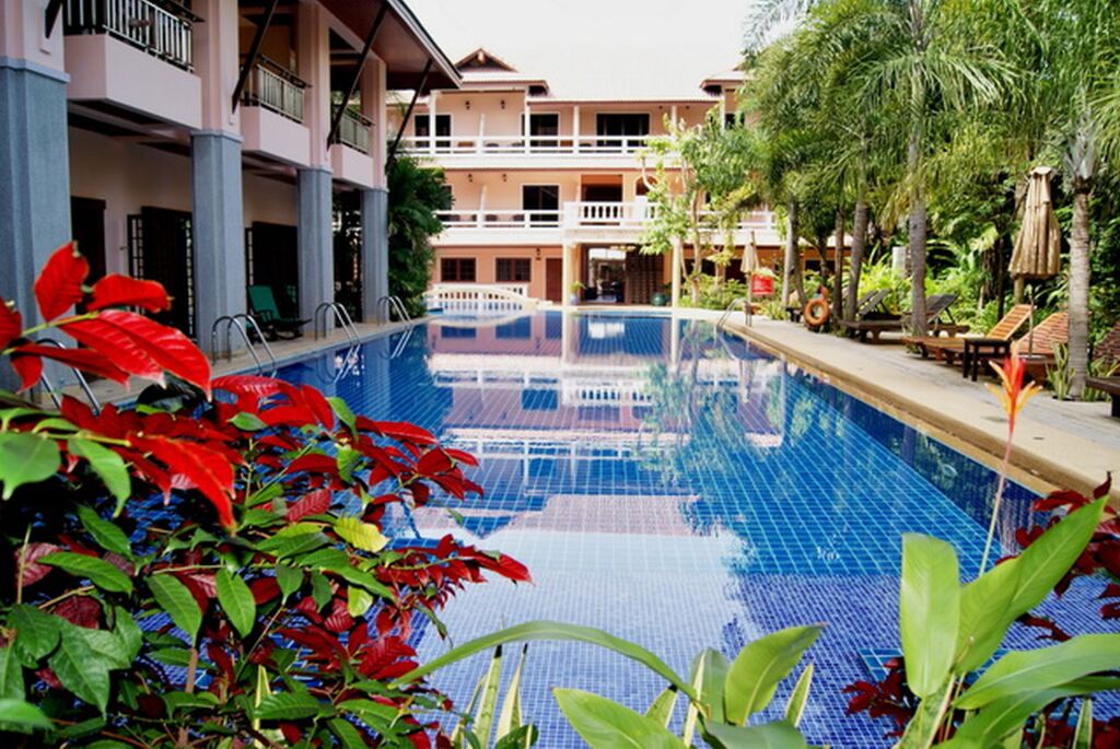 Кату: Thanthip Beach Resort