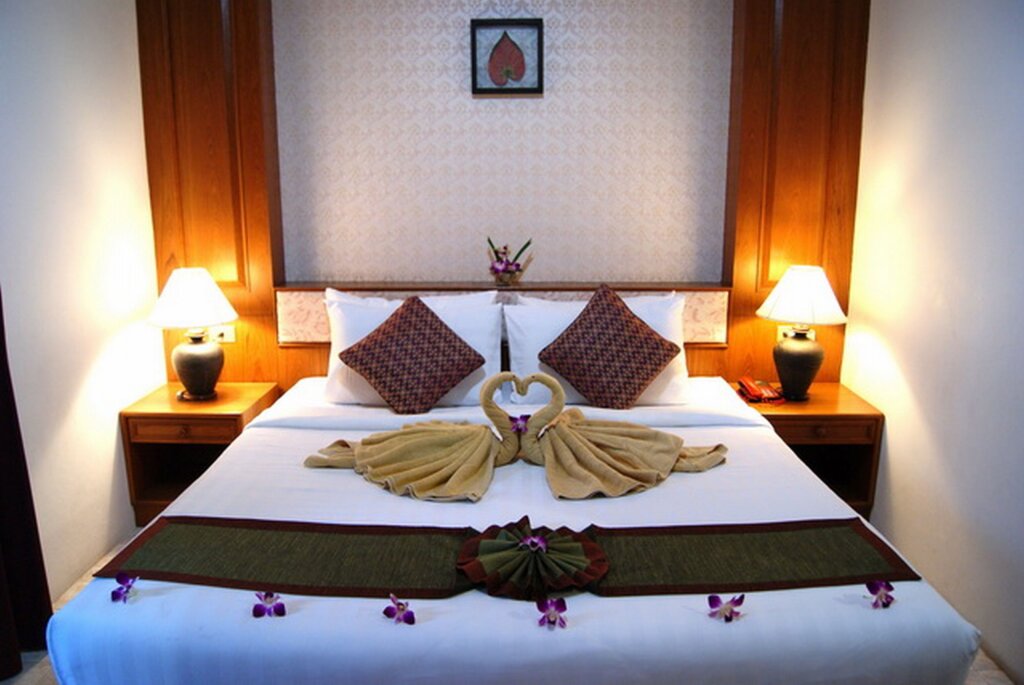 Кату: Thanthip Beach Resort