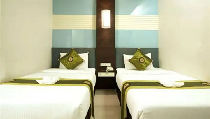 Бангкок: The Cozi Inn