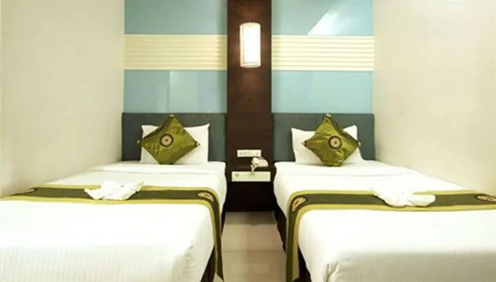 Бангкок: The Cozi Inn