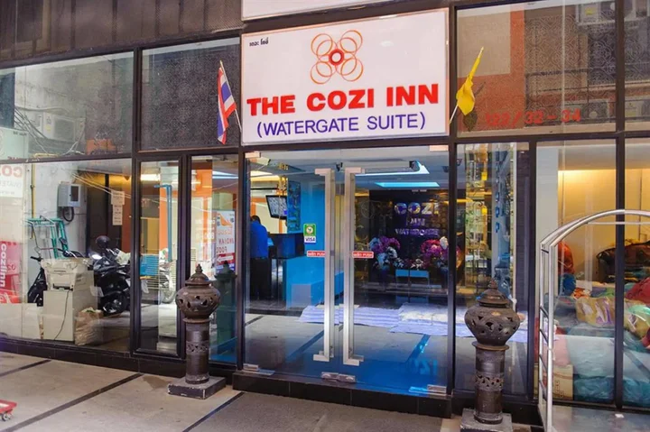 Бангкок: The Cozi Inn