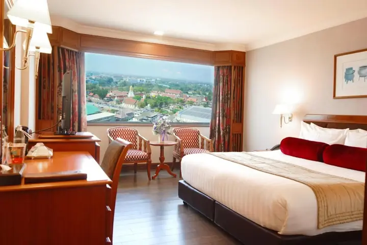 Пхитсанулок: Topland Hotel & Convention Centre