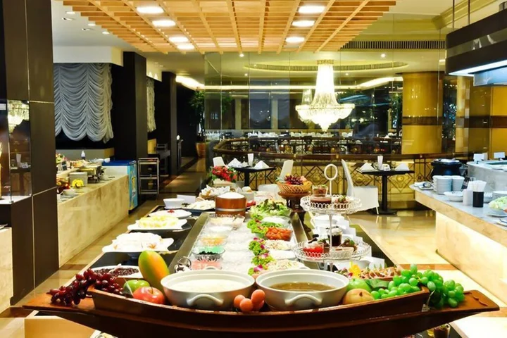 Пхитсанулок: Topland Hotel & Convention Centre