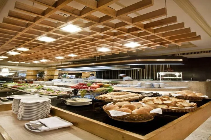 Пхитсанулок: Topland Hotel & Convention Centre