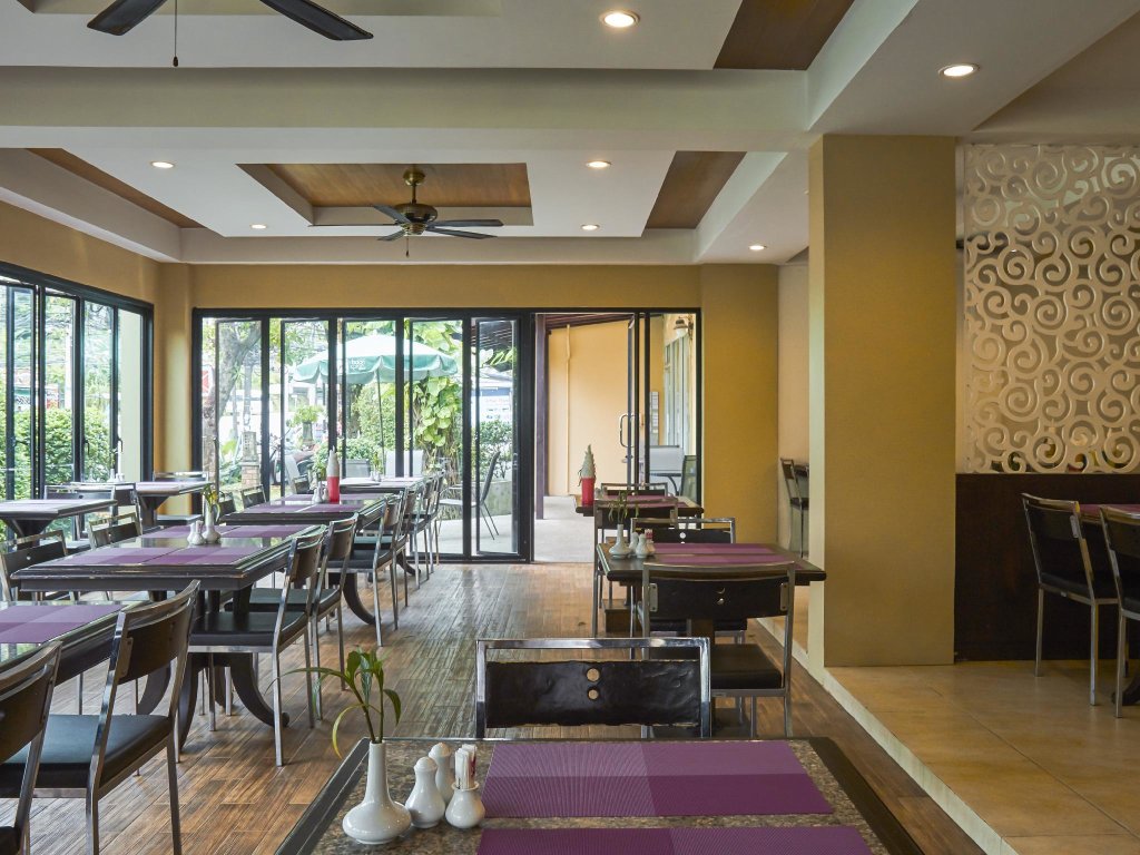 Пхукет: Baan Karon Resort