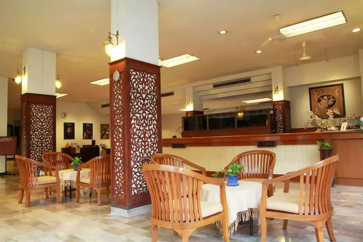 Чиангмай: YMCA International Hotel