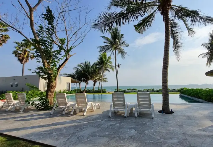 Чакпхонг: Rayong Chalet Resort
