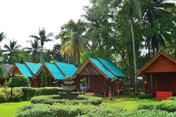 Ланта: Sayang Beach Resort